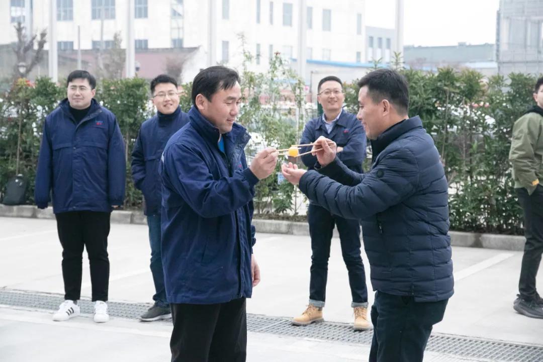 1714458283907632.jpg 強(qiáng)力運(yùn)動(dòng)會(huì)8.jpg